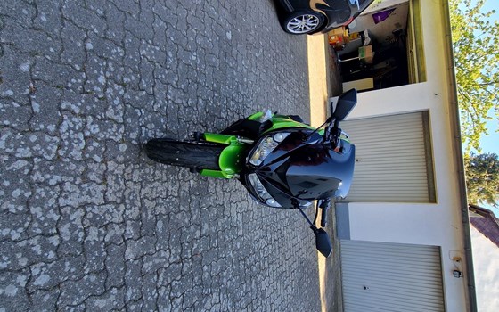 Gebrauchtmotorrad Kawasaki Z1000SX - Bild 4