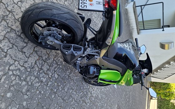 Gebrauchtmotorrad Kawasaki Z1000SX - Bild 9