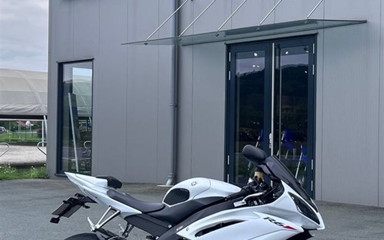 Gebrauchtmotorrad Yamaha YZF-R6 - Bild 4