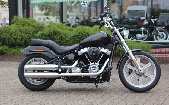 Gebrauchtmotorrad Harley-Davidson Softail Street Bob FXBB - Bild 1