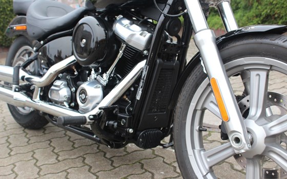 Gebrauchtmotorrad Harley-Davidson Softail Street Bob FXBB - Bild 10