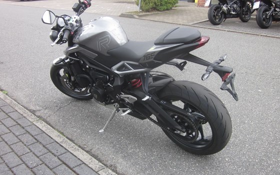 Gebrauchtmotorrad Triumph Street Triple 765 R - Bild 10