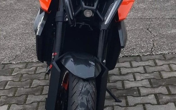 Gebrauchtmotorrad KTM 990 Duke - Bild 8