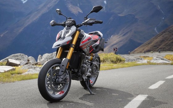 Neufahrzeug Ducati Hypermotard V2 SP - Bild 3
