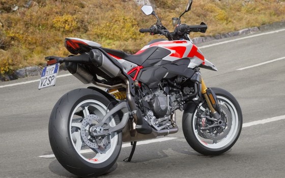 Neufahrzeug Ducati Hypermotard V2 SP - Bild 7