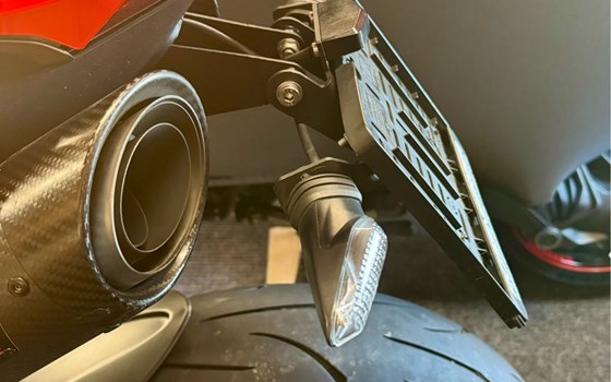 Gebrauchtmotorrad Ducati Hypermotard 950 SP - Bild 10