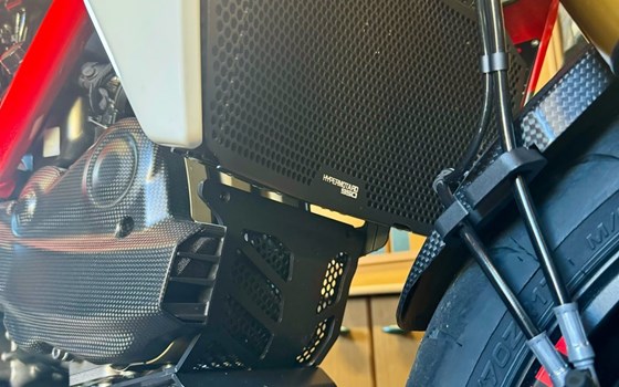 Gebrauchtmotorrad Ducati Hypermotard 950 SP - Bild 13