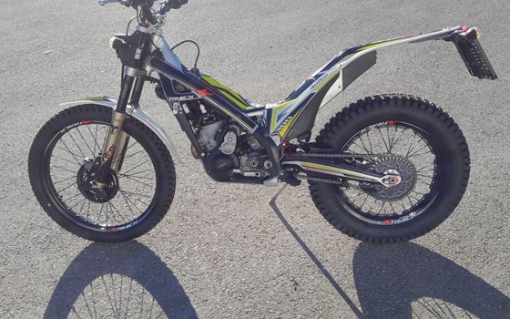 Gebrauchtmotorrad TRS XTrack 300 - Bild 3