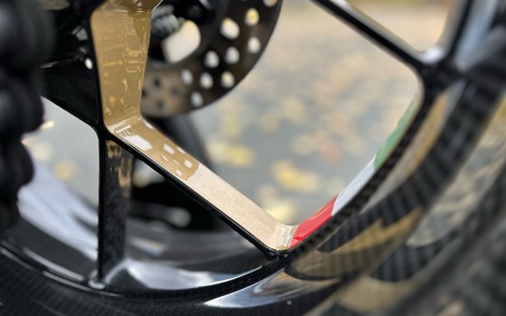 Gebrauchtmotorrad Aprilia RSV4 1100 Factory SE-09 SBK - Bild 18