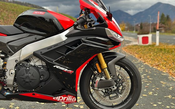 Gebrauchtmotorrad Aprilia RSV4 1100 Factory SE-09 SBK - Bild 8