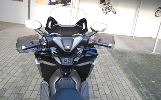 Gebrauchtmotorrad Honda Forza 350 - Bild 12