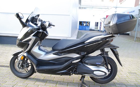 Gebrauchtmotorrad Honda Forza 350 - Bild 6