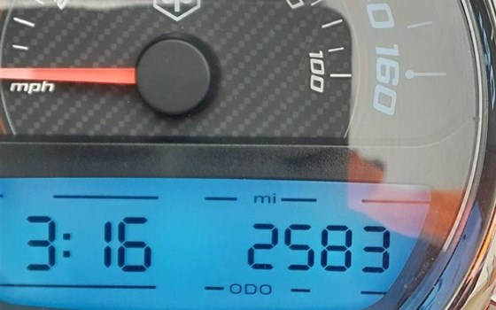 Gebrauchtmotorrad Piaggio Beverly 350ie Sport Touring - Bild 3