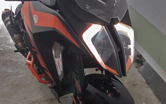 Gebrauchtmotorrad KTM 1290 Super Duke GT - Bild 2