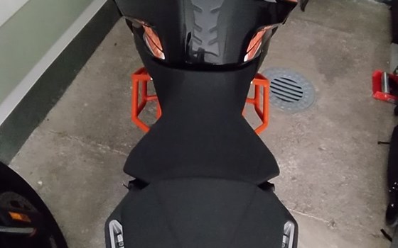 Gebrauchtmotorrad KTM 1290 Super Duke GT - Bild 3