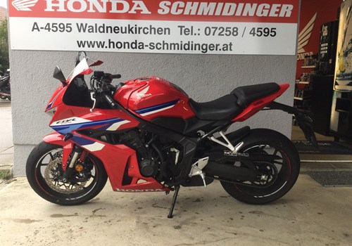 Honda CBR650R E-Clutch