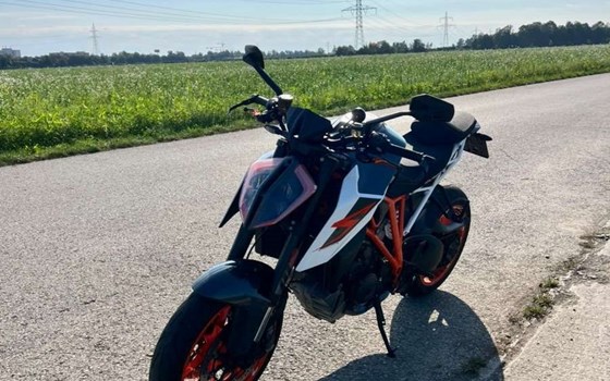 Gebrauchtmotorrad KTM 1290 Super Duke R - Bild 5