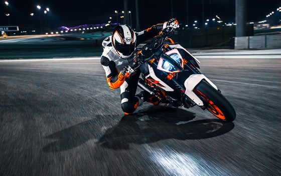 Gebrauchtmotorrad KTM 1290 Super Duke R - Bild 11