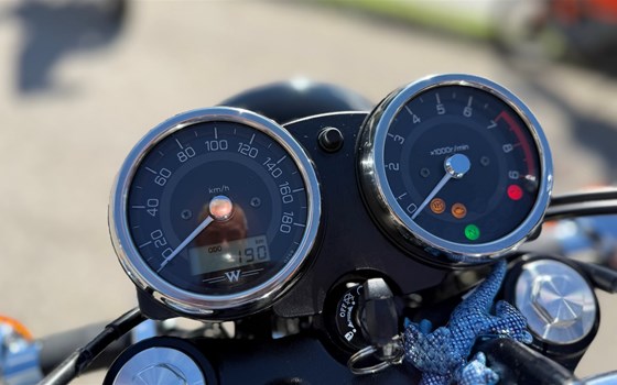 Gebrauchtmotorrad Kawasaki W800 - Bild 4