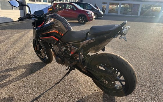 Gebrauchtmotorrad KTM 790 Duke - Bild 3