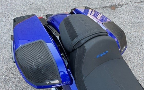 Gebrauchtmotorrad Harley-Davidson CVO Road Glide FLTRXSE - Bild 17