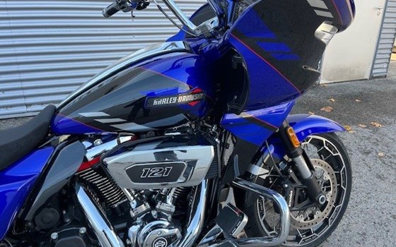 Gebrauchtmotorrad Harley-Davidson CVO Road Glide FLTRXSE - Bild 3