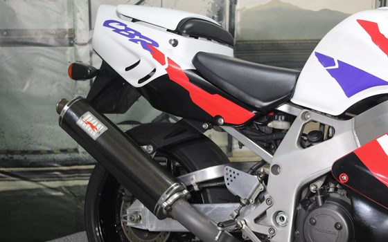 Gebrauchtmotorrad Honda CBR 900 RR Fireblade - Bild 16