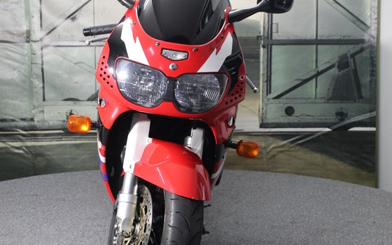 Gebrauchtmotorrad Honda CBR 900 RR Fireblade - Bild 3