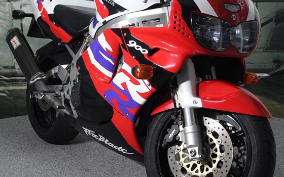 Gebrauchtmotorrad Honda CBR 900 RR Fireblade - Bild 6