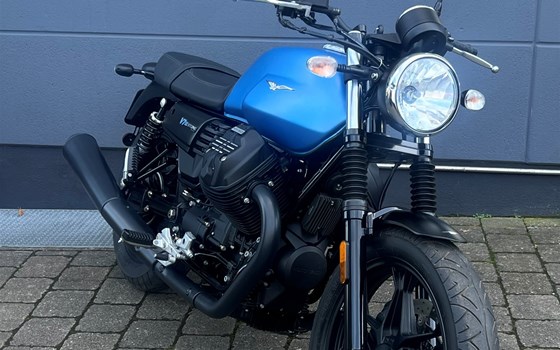 Gebrauchtmotorrad Moto Guzzi V7 Stone - Bild 2