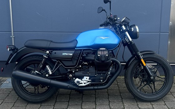 Gebrauchtmotorrad Moto Guzzi V7 Stone - Bild 1