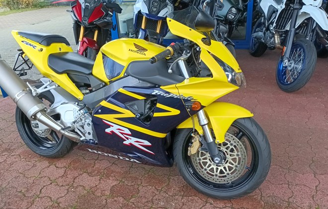 Honda CBR 900 RR Fireblade