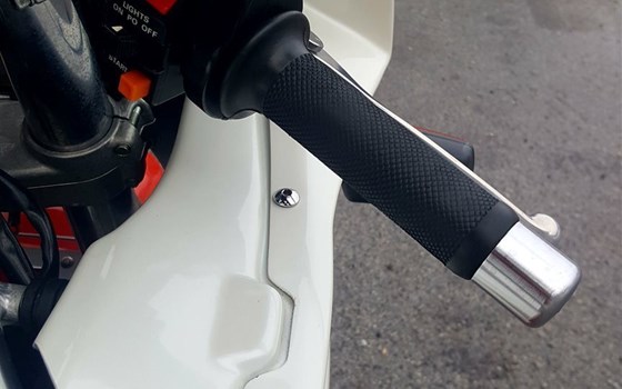 Gebrauchtmotorrad Yamaha FZR 750 R - Bild 13