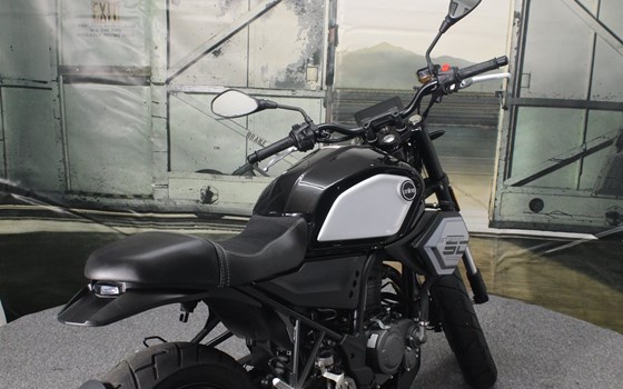 Gebrauchtmotorrad Online SC 125 ABS - Bild 7