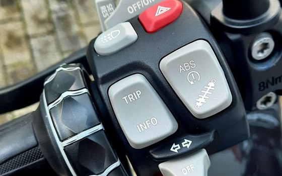 Gebrauchtmotorrad BMW R 1200 R - Bild 9