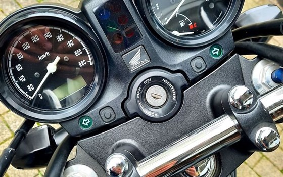 Gebrauchtmotorrad Honda CBF 600 - Bild 5