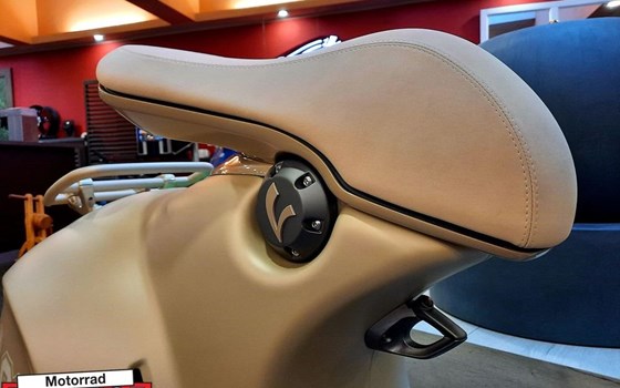 Neufahrzeug Vespa 946 Dragon - Bild 7