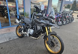 Neumotorrad Voge Valico 900i DSX