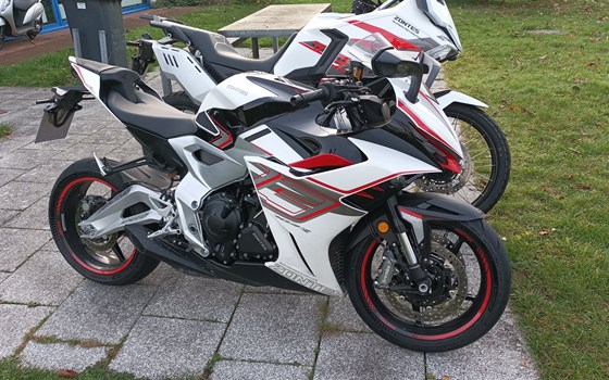 Gebrauchtmotorrad Zontes 703-RR - Bild 1