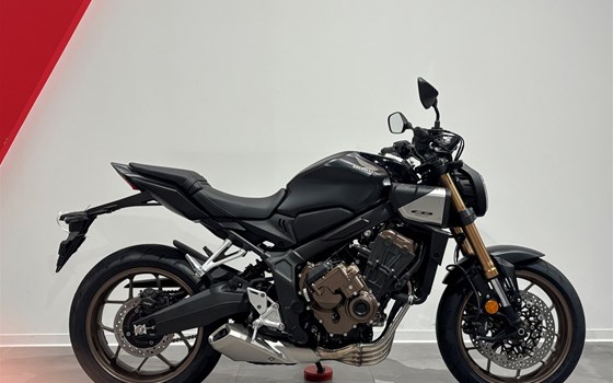 Neufahrzeug Honda CB650R E-Clutch - Bild 1