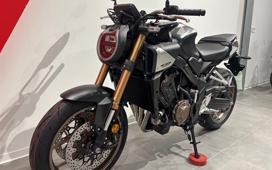 Neufahrzeug Honda CB650R E-Clutch - Bild 12