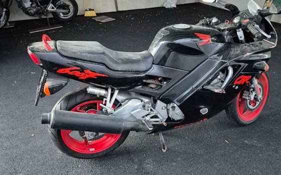 Gebrauchtmotorrad Honda CBR 600 F - Bild 6