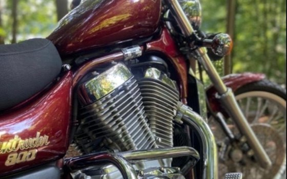 Gebrauchtmotorrad Suzuki Intruder VS 800 - Bild 1