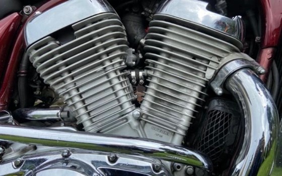 Gebrauchtmotorrad Suzuki Intruder VS 800 - Bild 5