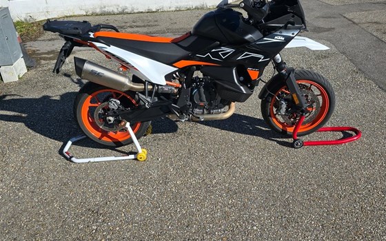 Gebrauchtmotorrad KTM 890 SMT - Bild 1