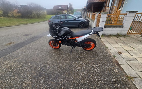 Gebrauchtmotorrad KTM 890 SMT - Bild 10