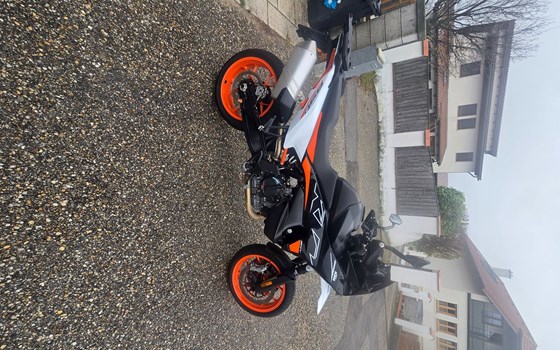 Gebrauchtmotorrad KTM 890 SMT - Bild 3