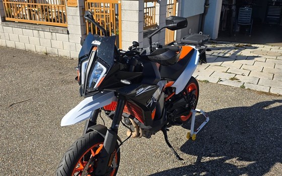 Gebrauchtmotorrad KTM 890 SMT - Bild 4