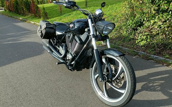 Motorrad Occasion Victory Hammer 8-Ball - Bild 3