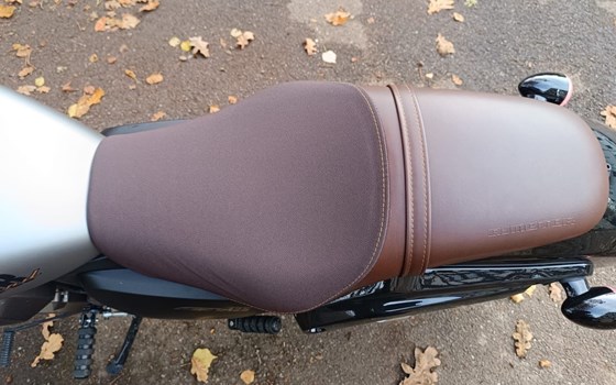 Gebrauchtmotorrad QJ Motor SRV 125 - Bild 6